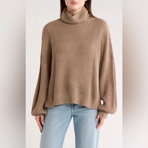 Splendid Brown Turtleneck Sweater Size L